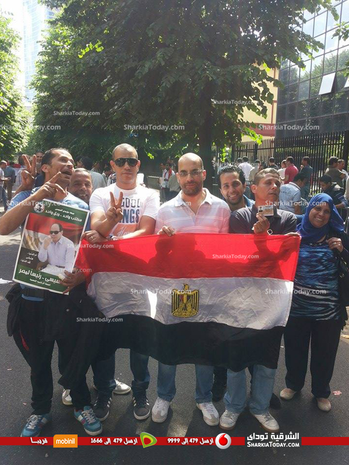 ألبوم صور " الشراقوة " المغتربين اثناء مشاركتهم بالانتخابات الرئاسية 2014 26 ايطاليا علي