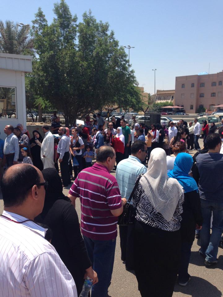 ألبوم صور " الشراقوة " المغتربين اثناء مشاركتهم بالانتخابات الرئاسية 2014 7 كويت3