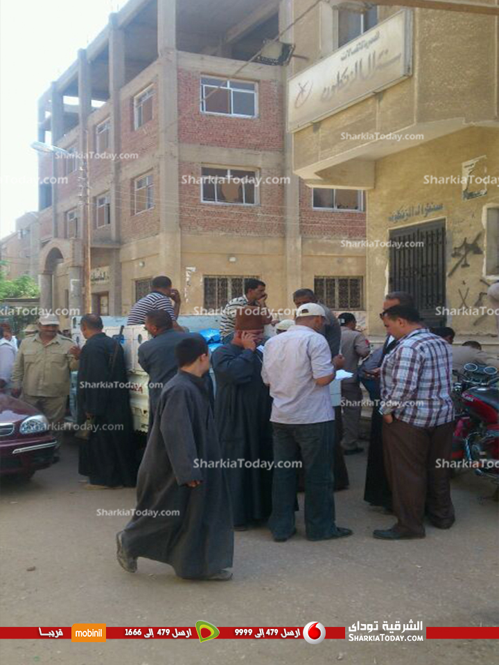 بالصور : اقبال ضعيف علي لجان الزنكلون بالزقازيق في اليوم الثاني للانتخابات الرئاسية 2 مدرسه