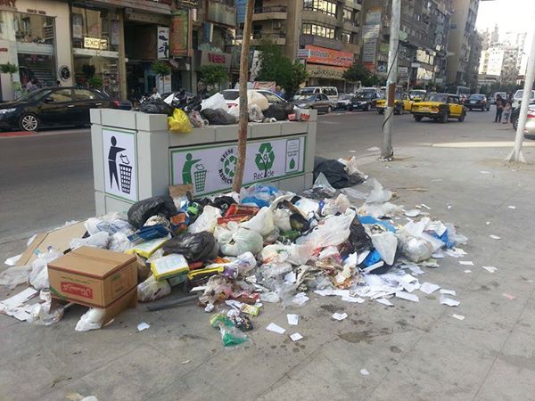 بالصور : أول صندوق خرساني للقمامة قبل وبعد الاستعمال بمصر 2 صور منقوله لايضاح الخبر
