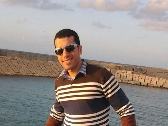 محمد شهاب | يكتب : عفواً نساء المجتمع فالشباب أصابه العفن !! 1 10469351 497652723713807 7020531707425979245 n