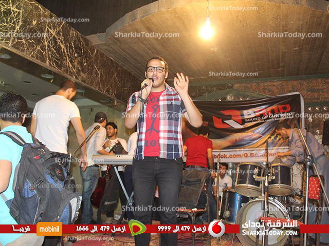 بالصور : شباب " Smile Zag " يشعل ميدان القومية بالفرحه 8 3