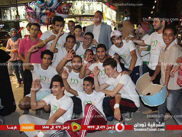 بالصور : شباب " Smile Zag " يشعل ميدان القومية بالفرحه 11 5