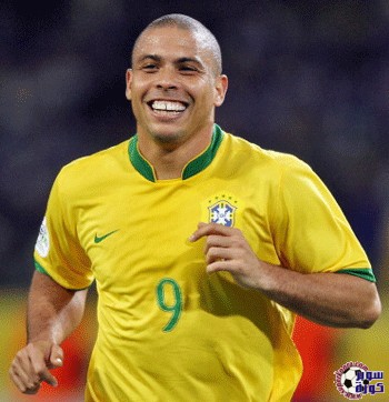 رونالدو: هدف الجزائر الرابع يسجل في البلاي ستيشن فقط 1 RonaldoBrazil