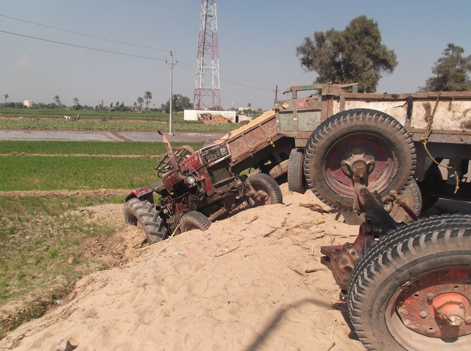 مصرع شخصين واصابه اربعه في حادث بالصالحيه الجديده 1 received_m_mid_1402594047390_f09eef58e9b2ed5149_0