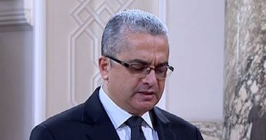 وزير البحث العلمى: الأولوية للبحث الذى ينفع المصريين 1 s620141784024
