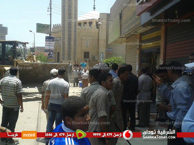 حملة مكبرة لازالة الإشغالات بالطريق بديرب نجم 1 ازالة-الاشغالات