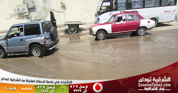 بالصور :انفجار مسورة مياة امام كلية التربية النوعية بالزقازيق 1 انفجار ماسورة مياره