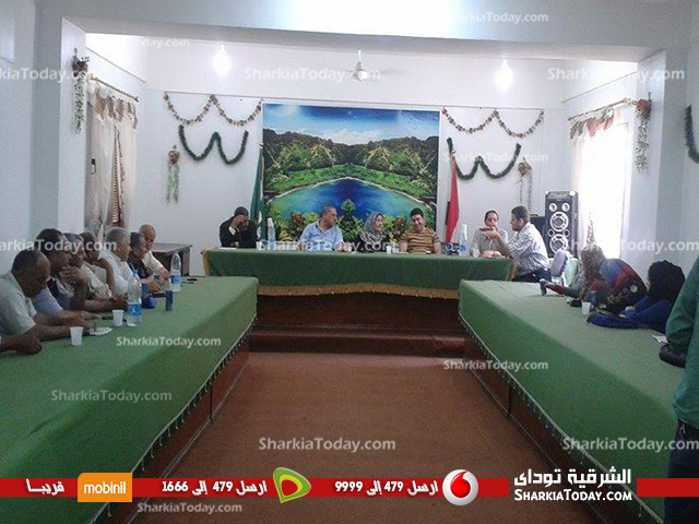اجتماع بالوحدات المحلية بديرب نجم بحضور رئيس مجلس المدينة لبحث تجميلها 1 ديرب نجم