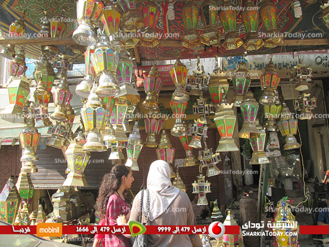 بالصور : شوارع الزقازيق تتزين بالفوانيس استعداداً لقدوم شهر رمضان 5 رمضان4