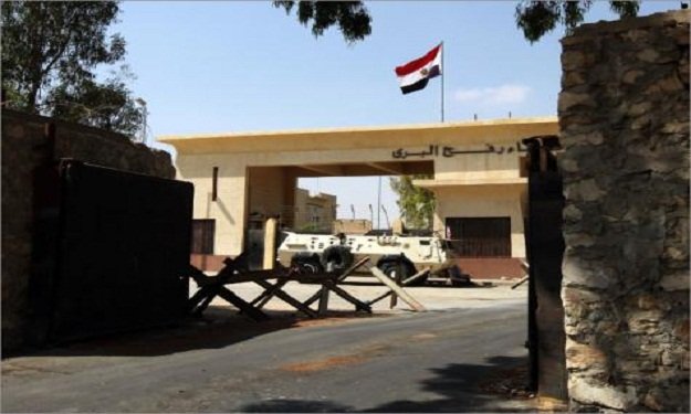نقل 11 مصابا فلسطينيا إلى المستشفيات المصرية عبر معبر رفح 1 معبر رفح البري