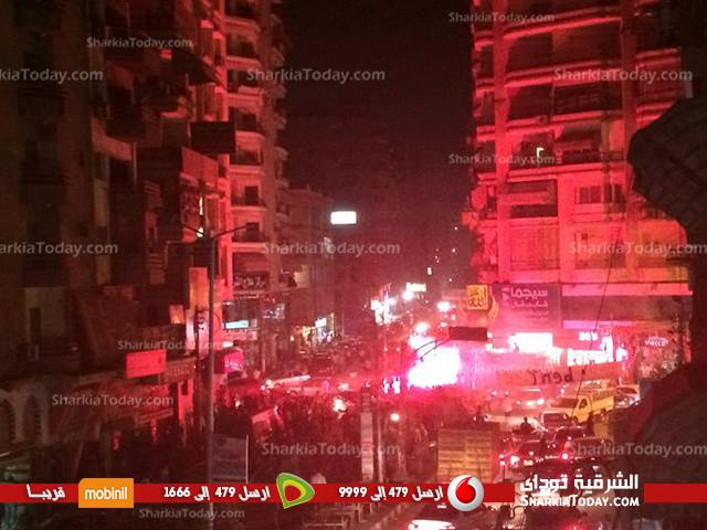 إحتفالات جمهور نادي الزمالك في ميدان القومية بالزقازيق 1 10489791_10152207721381752_4606937479197130946_n