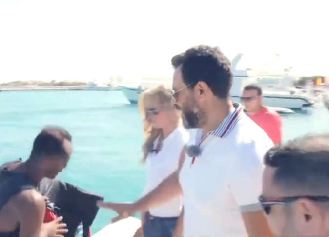 بالفيديو «رامز» يستضيف ماجد المصري بـ«قرش البحر» 1 236871_0