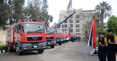الحماية المدنية تدفع بـ 25 سيارة إطفاء للسيطرة على حريق مصنع لادا 1 ارشيفية