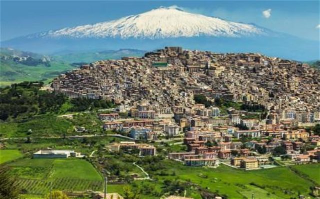 ادفع يورو واحد فقط واحصل على منزل بصقلية 1 منزل بصقلية