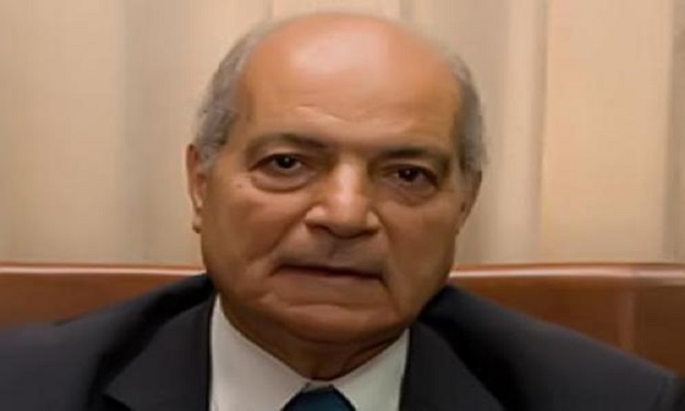 السيسي يمنح وسام الجمهورية للمستشار نبيل صليب 1 1389700607_2014826191255