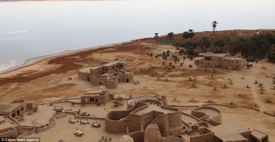 بالصور..أغرب فندق بالعالم موجود في مصر: لا كهرباء ولا هواتف وسعر الليلة 4660 جنيها مصريا 6 1408612480724_wps_1_PIC_FROM_CATERS_NEWS_PICT
