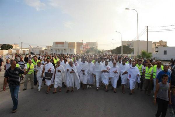 بالصور: حقيقة كعبة تونس ومن يطوف حولها 6 3910237467-jpg_121523