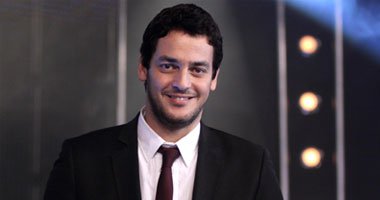 خالد أبو النجا ومحمد حفظى يطالبان بالإفراج عن صحفى الجزيرة الإنجليزية 1 s12201012132434
