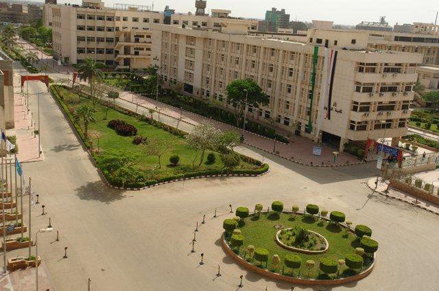الشيحي : جامعة الزقازيق تفتح ابوابها وسط اسقرار أمنى وفرحة الطﻻب الجدد 1 جامعة الزقازيق