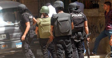 الجسم الغريب بمدرسة ديرب نجم عبارة عن موتور ماكينة خياطة 1 s820141171011