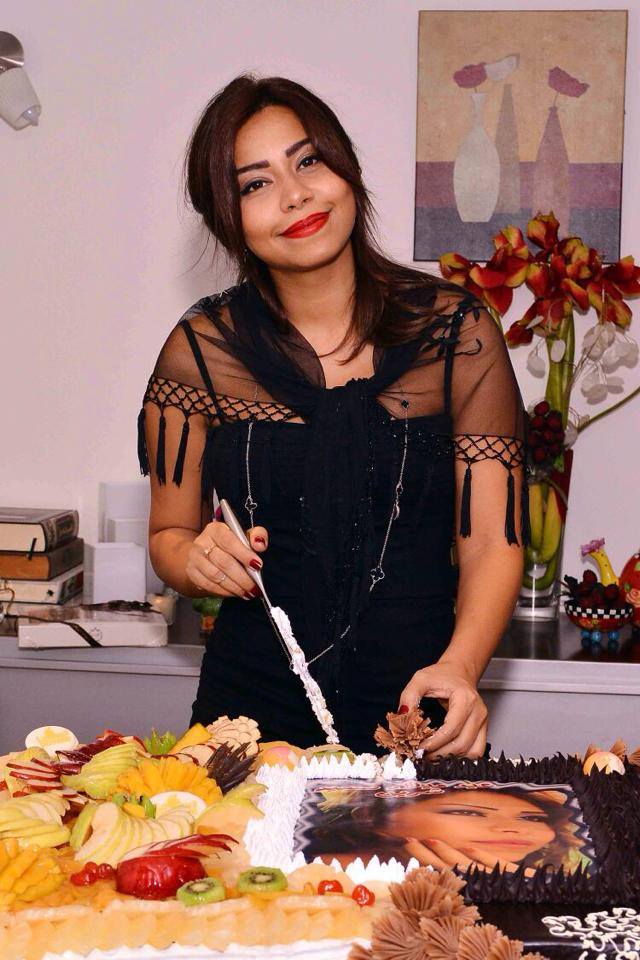 بالصور ... الفنانة شيرين عبد الوهاب تحتفل بعيد ميلادها الـ 34 11 10410278_566202126843190_3498749956748002009_n