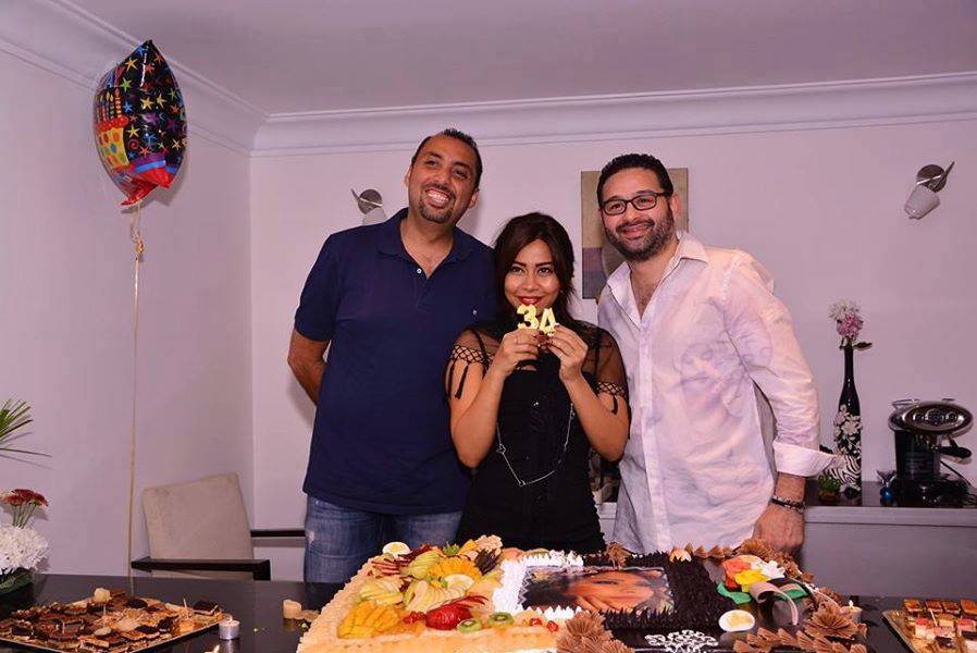 بالصور ... الفنانة شيرين عبد الوهاب تحتفل بعيد ميلادها الـ 34 5 10675527_566202386843164_8149266528770406785_n