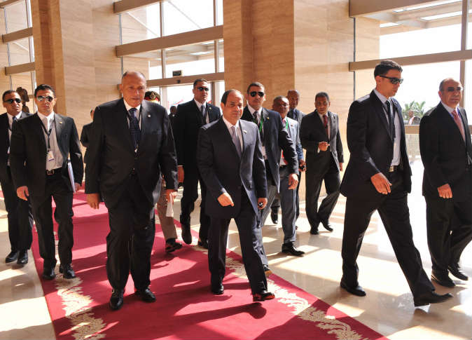 السيسي يفتتح تطوير المجمع الطبي للقوات المسلحة بكوبري القبة 1 227585_0