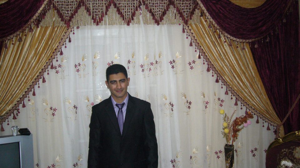 شاهد آخر ما قاله الملازم محمد ابو غزالة شهيد مذبحة سيناء 5 398734_217365478355146_1206278271_n