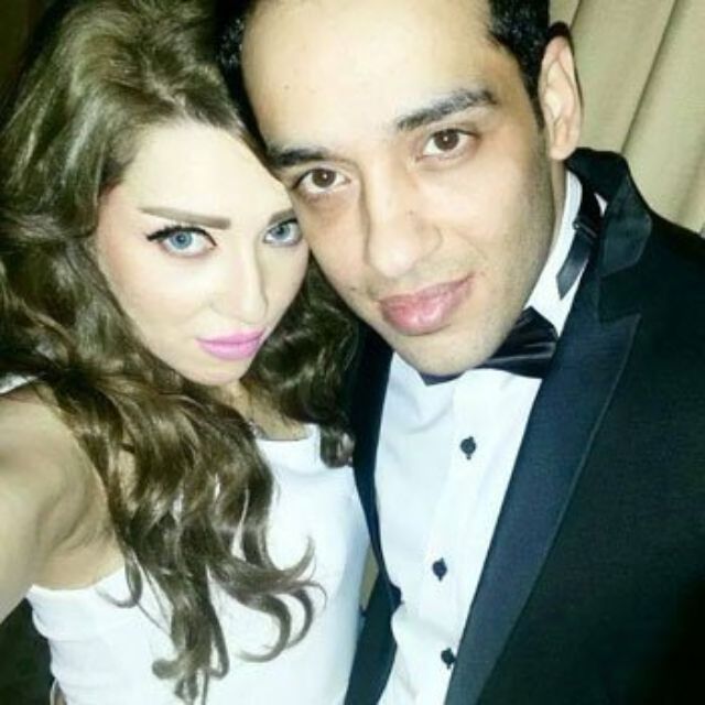 "السيلفي "الأول بين رامي جمال وزوجته 3 RamyGmall