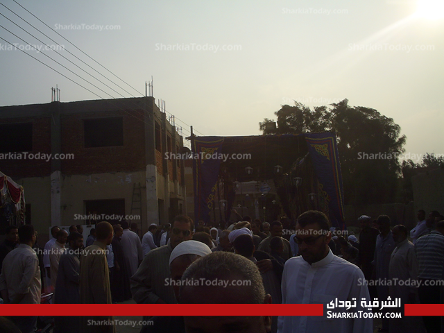 تشييع جثمان طالب لقي مصرعه بعد سقوطه بترعة ميت ردين بأبو حماد 1 المستطيلة