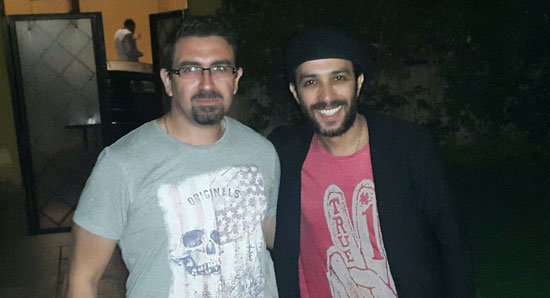 بالصور.. منير يحتفل بنجاح حفل "الأهرام الكندية" بسيلفي بمنزله 4 2