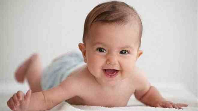 4 علامات تُجبركِ على مراجعة طبيب رضيعك سريعاً فور ظهورها .. تعرفي عليها 1 283570_Large_20141113012203_20