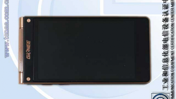 «Gionee W900» أول هاتف ذكي في العالم مع شاشتين 1 Gionee-W9001-598x337
