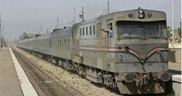 مصرع شاب تحت عجلات القطار بمركز ههيا 1 s520135161040