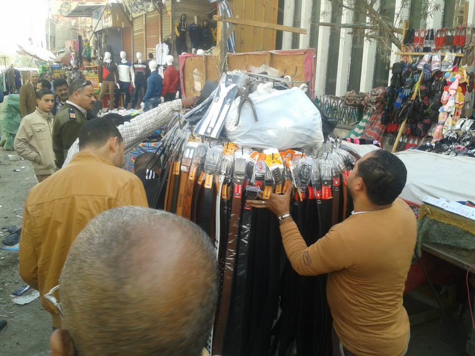 بالصور : حملة مكبرة لإزالة الإشغالات بشوارع الزقازيق 3 10849835_618535418273817_3905875229369664544_n