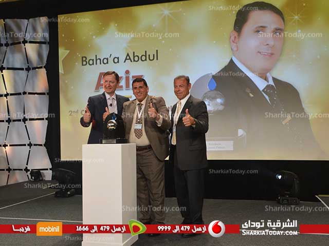 «بهاء عبد العزيز» ابن محافظة الشرقية افضل مدير في العالم لعام 2014 2 «بهاء عبد العزيز» ابن محافظة الشرقية افضل مدير في العالم لعام 2014 (1)