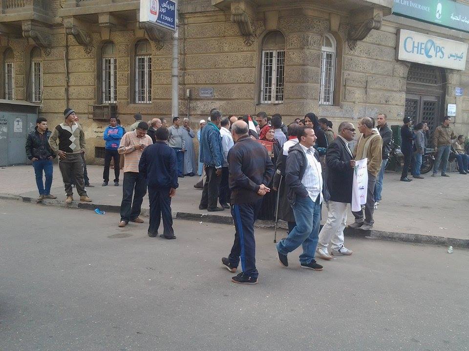 بالصور .. وقفة مؤيدة للرئيس السيسي بعبد المنعم رياض .. والشرطة تأمرهم بإخلاء الميدان 7 وقفة-لمؤيدي-السيسى-بميدان-عبدالمنعم-رياض7
