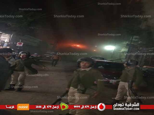 بالصور .. انفجار القنبلة الثانية اثناء تفكيكها أسفل كوبرى الممر بالزقازيق 1 13