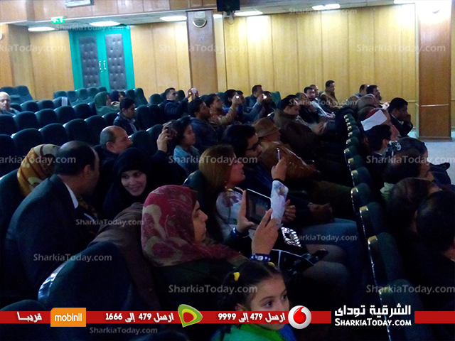 شاهد | حفل تكريم أهالي الشهداء في قصر ثقافة الزقازيق 2 3