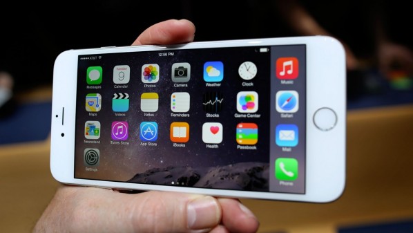 نصائح لتخفيض استهلاك الإنترنت في أجهزة آيفون 1 Apple_Oct_2014_8541-598x337