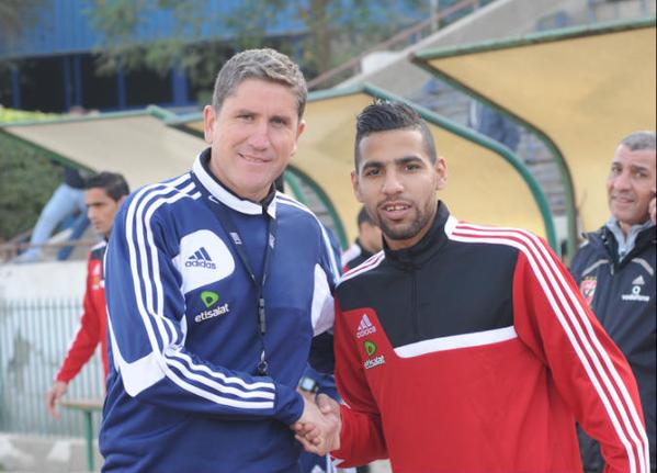 اتحاد الكرة يوقف مؤمن زكريا لحين التحقيق معه بعد شكاوي الزمالك 1 B6hCaMICYAA6EdH