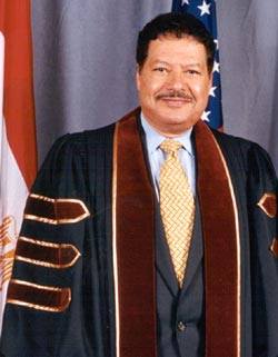 فى مثل هذا اليوم .. ميلاد أحمد زويل 3 10410606_1019997664737562_192382414077307421_n