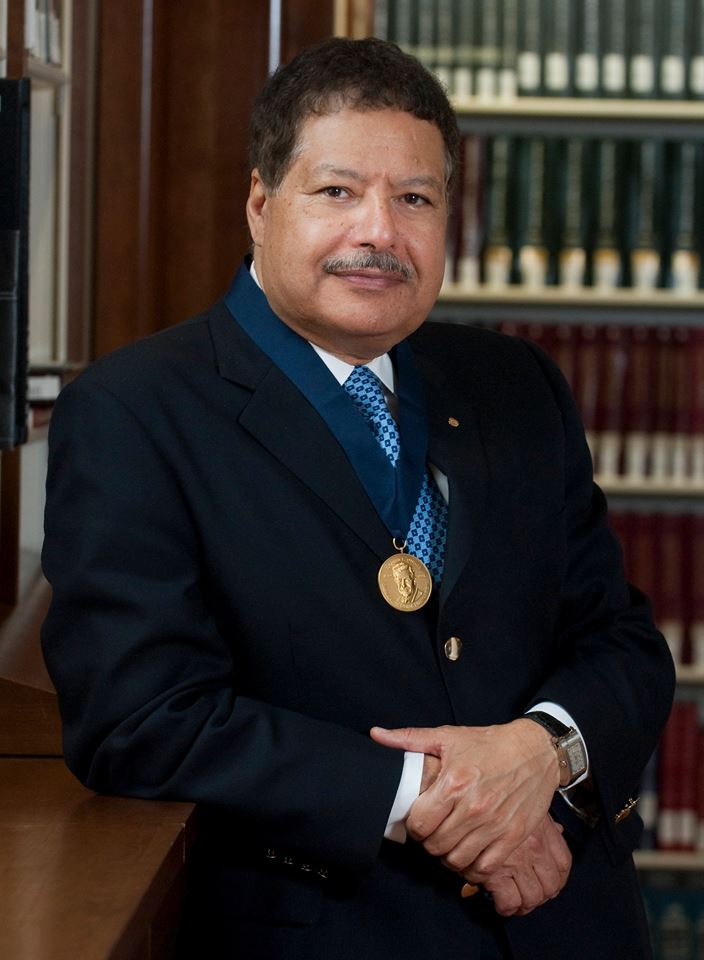 فى مثل هذا اليوم .. ميلاد أحمد زويل 1 زويل