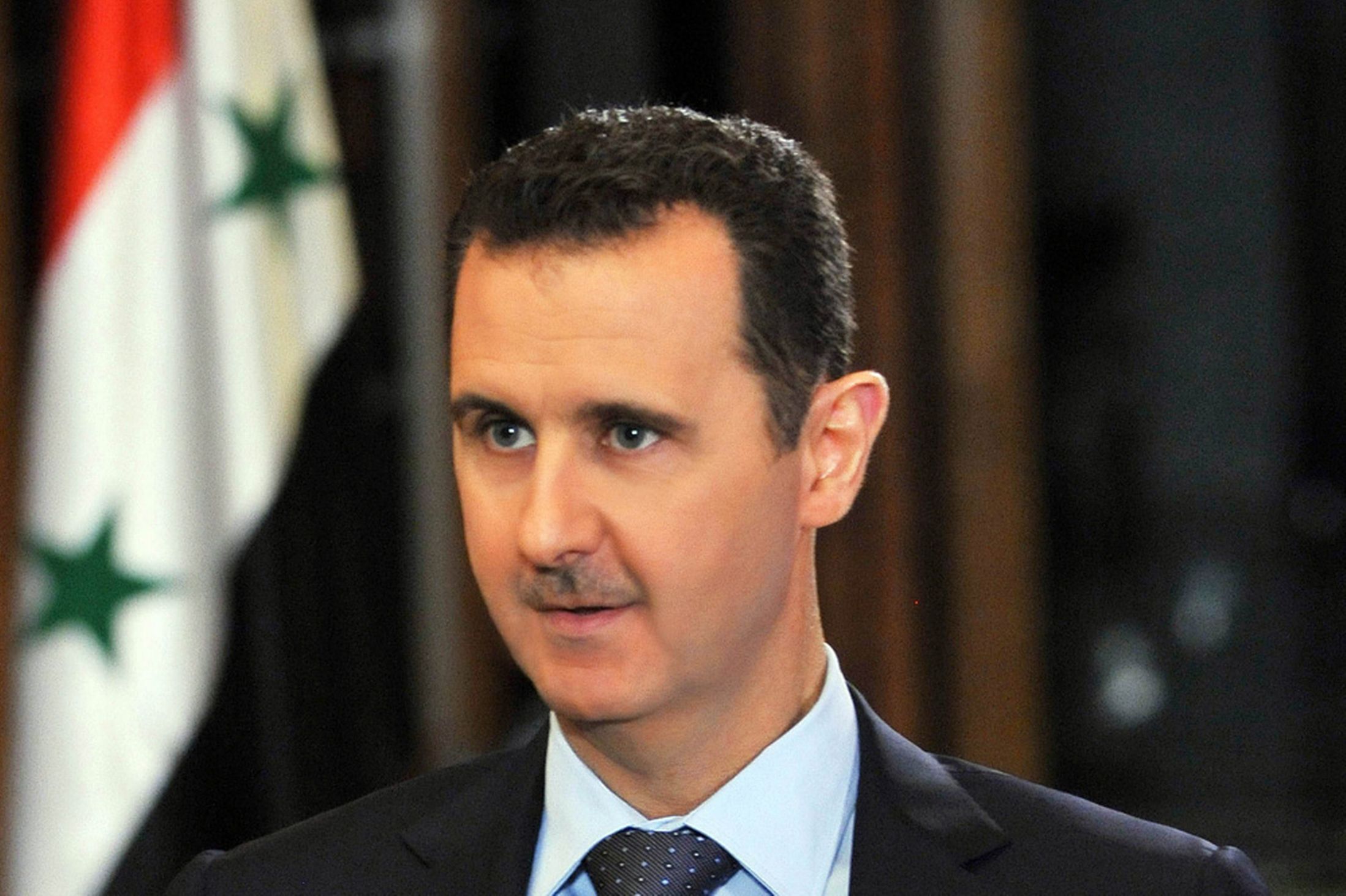 الأسد-يتلقى-برقية-من-القاضي-الشرعي-الأول-بدمشق-بثبوت-الأحد-أول-رمضان