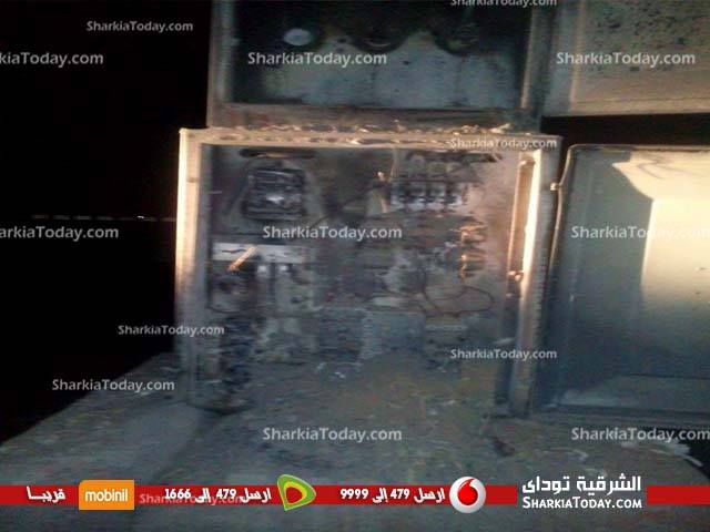شاهد .. إنفجار بمحول كهرباء بقرية الخيس بأبو حماد أمس 1 11081714_869004909839993_790664300_n