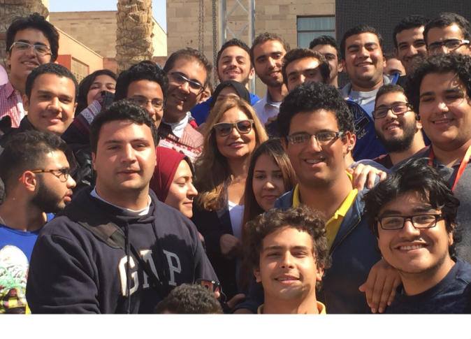 ليلى علوى تشارك فى ندوة الجامعة الأمريكية للتوعية من مخاطر سرطان الثدى 1 314224_0