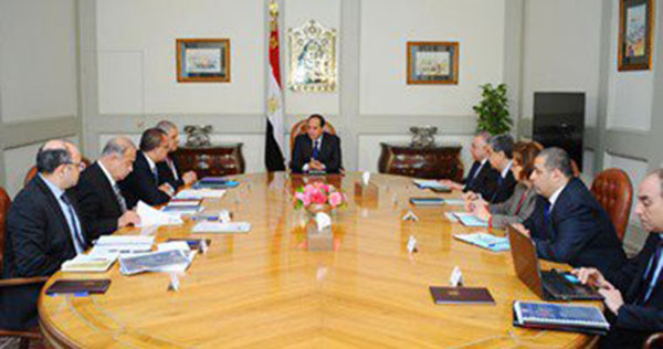 السيسى يوجه بتشكيل آلية لمتابعة نتائج مؤتمر مارس 1 32015419646