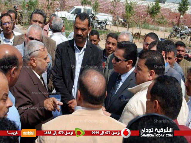محافظ الشرقية يقرر فصل التيار الكهربائى عن قاعة أفراح وتشميعها بقرية السماعنة بفاقوس 3 المحافظ2