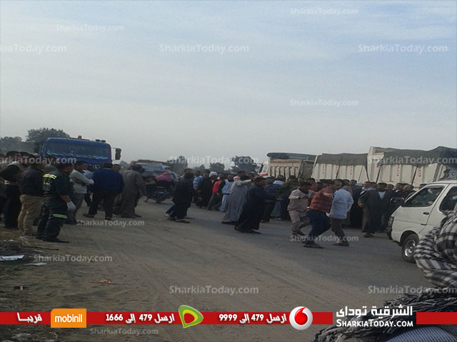 وفاة شاب إثر تصادم سيارة بدراجة بخارية بطريق «أبوحماد _ الزقازيق» 4 حادث3